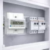 Trojfázový merač QOLTEC 50980 — 400 V, 100 A s resetom