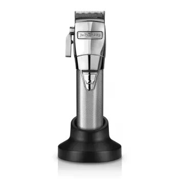 Akumulátorový strihač vlasov BaByliss PRO FX8700E — chróm, integrovaná batéria, 120 min výdrž, 6300 ot/min