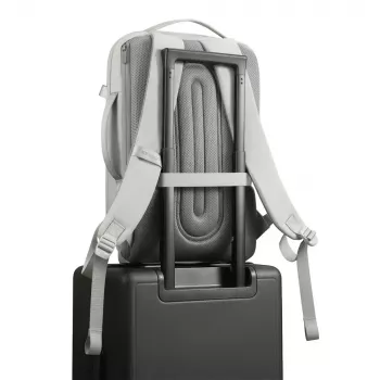 Batoh XDDESIGN Air P706.3219 — sivý, 15 l, priehradka na notebook do 39,6 cm (15,6