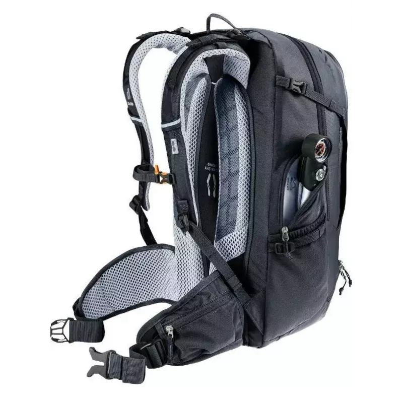 Batoh DEUTER Trans Alpine 30 – 30L cyklistický batoh, čierny
