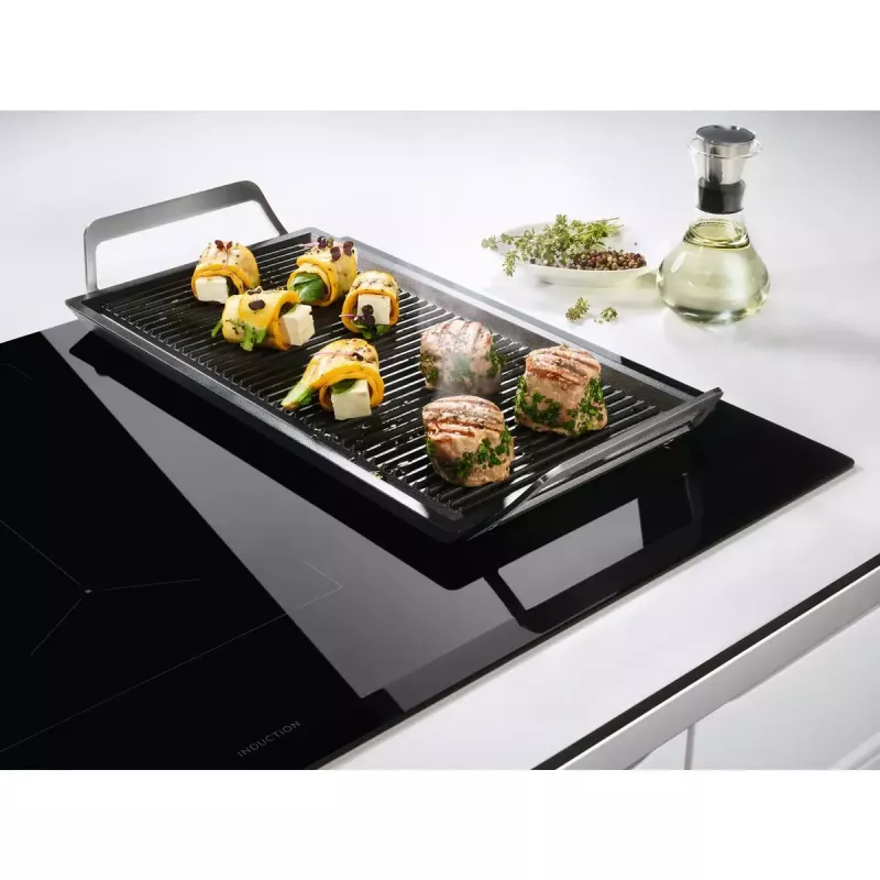 Electrolux EIV734 čierna vstavaná indukčná varná doska 68 cm šírka 4 zóny