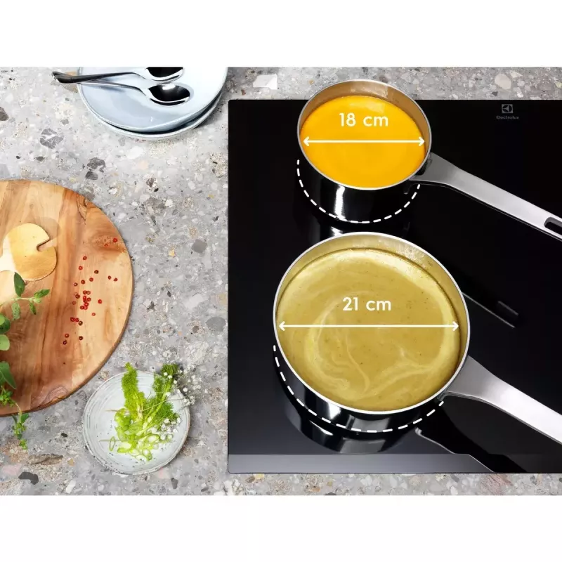 Electrolux EIV734 čierna vstavaná indukčná varná doska 68 cm šírka 4 zóny