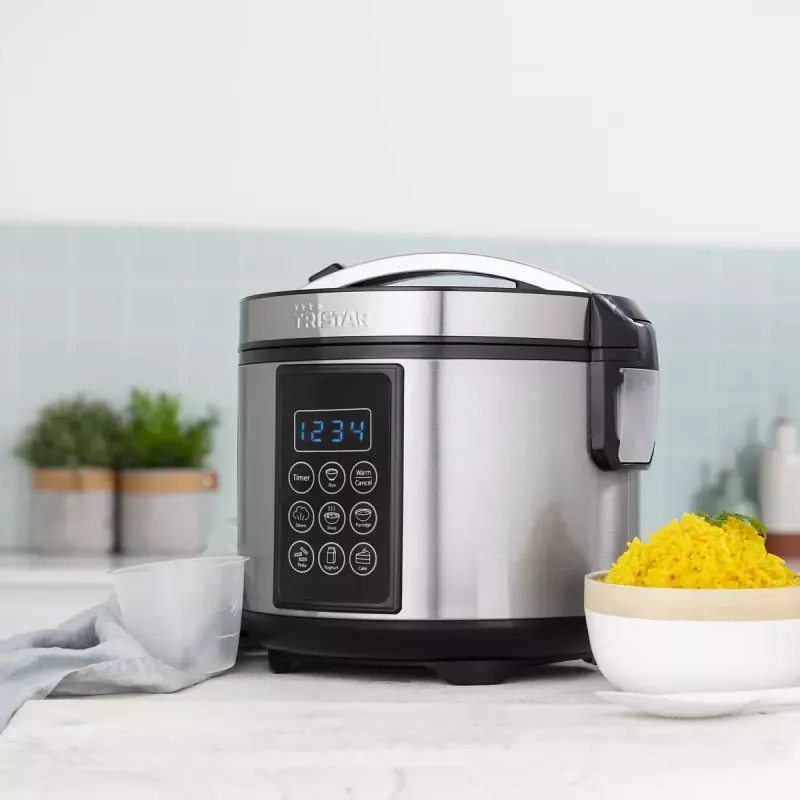 Multicooker Tristar RK-6132 — 1,5 L, 500 W, 7 automatických programov, LCD, nerez/čierna