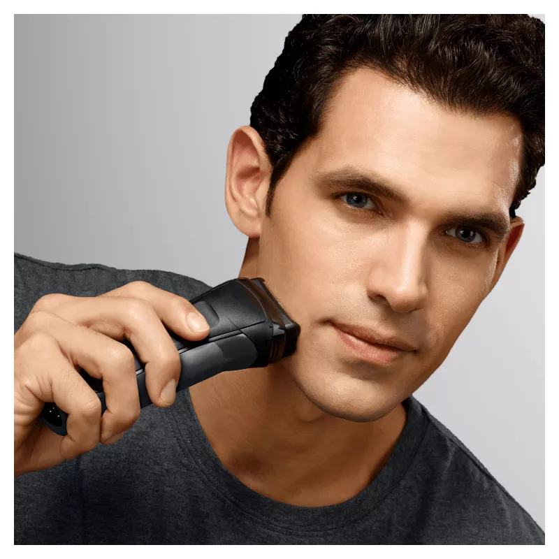 Braun Series 3 301s fóliový holiaci strojček zastrihávač čierna
