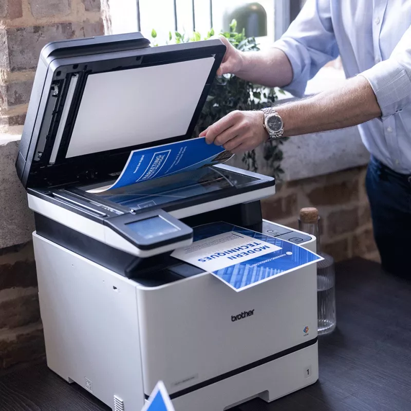 Multifunkčná laserová tlačiareň Brother DCP-L8630CDW — A4, farba, 2400×600 DPI, 31 ppm, WLAN, duplex
