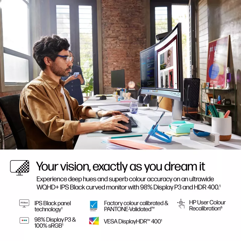 HP Series 7 Pro 37,5 palcov WQHD+ Thunderbolt 4 monitor - 738pu
