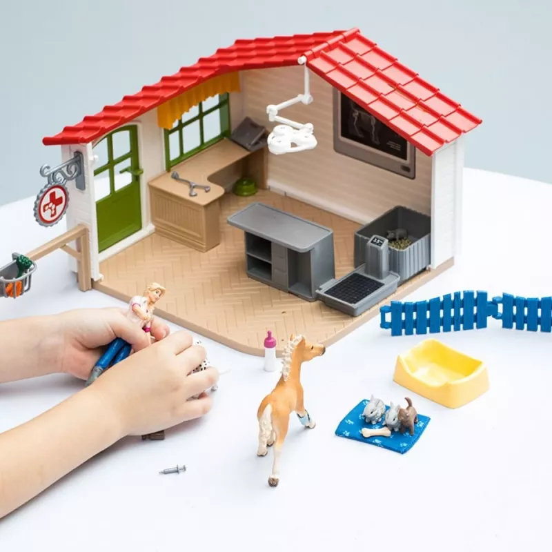 Veterinárna ordinácia so zvieratami Schleich 42502