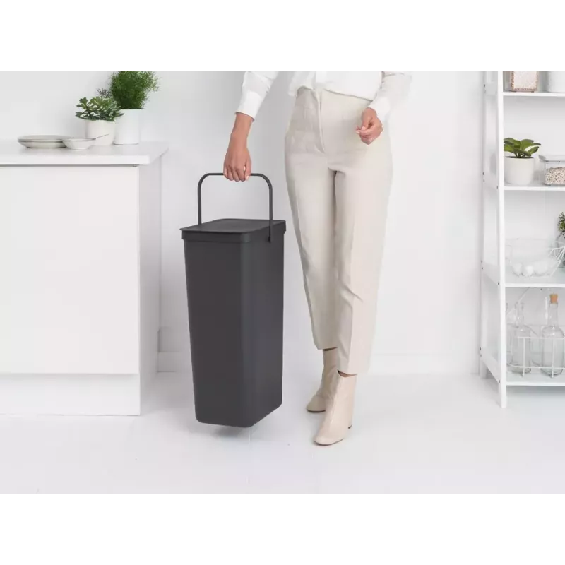 Brabantia Sort & Go 40L obdĺžnikový recyklačný odpadkový kôš sivý