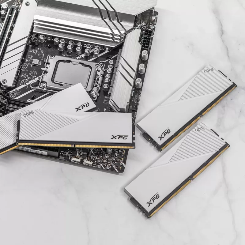 DIMM 32 GB DDR5-6000 (2x 16 GB) Dual-Kit (biela, AX5U6000C3016G-DCLARWH, Lancer RGB, INTEL XMP)