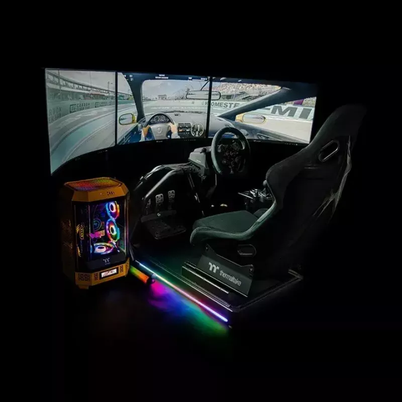 Pretekársky kokpit Thermaltake GR500