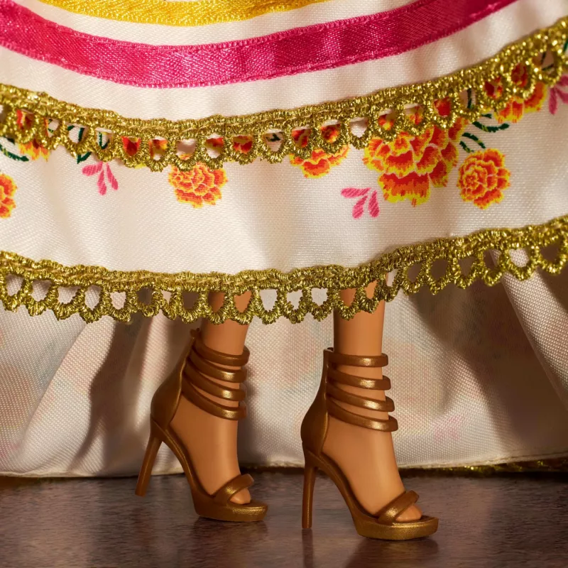 Barbie Signature Día De Muertos 2025 zberateľská bábika v naberaných krémových šatách