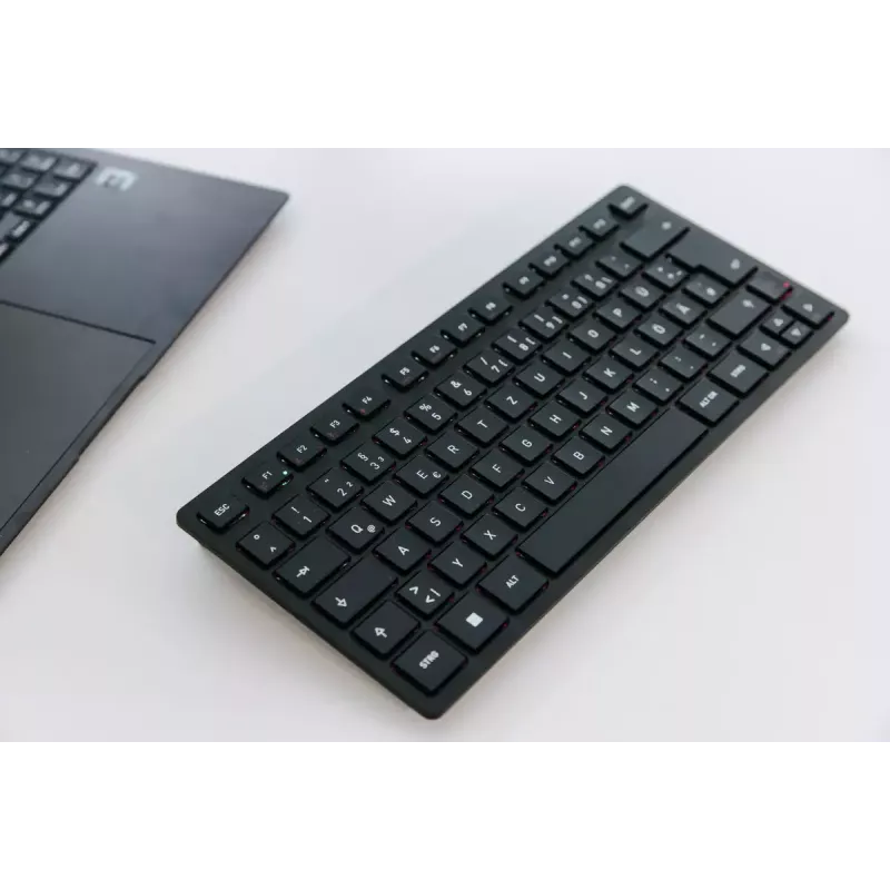 Bezdrôtová a káblová klávesnica Cherry KW 9200 MINI 75% QWERTZ česká USB + RF + Bluetooth čierna