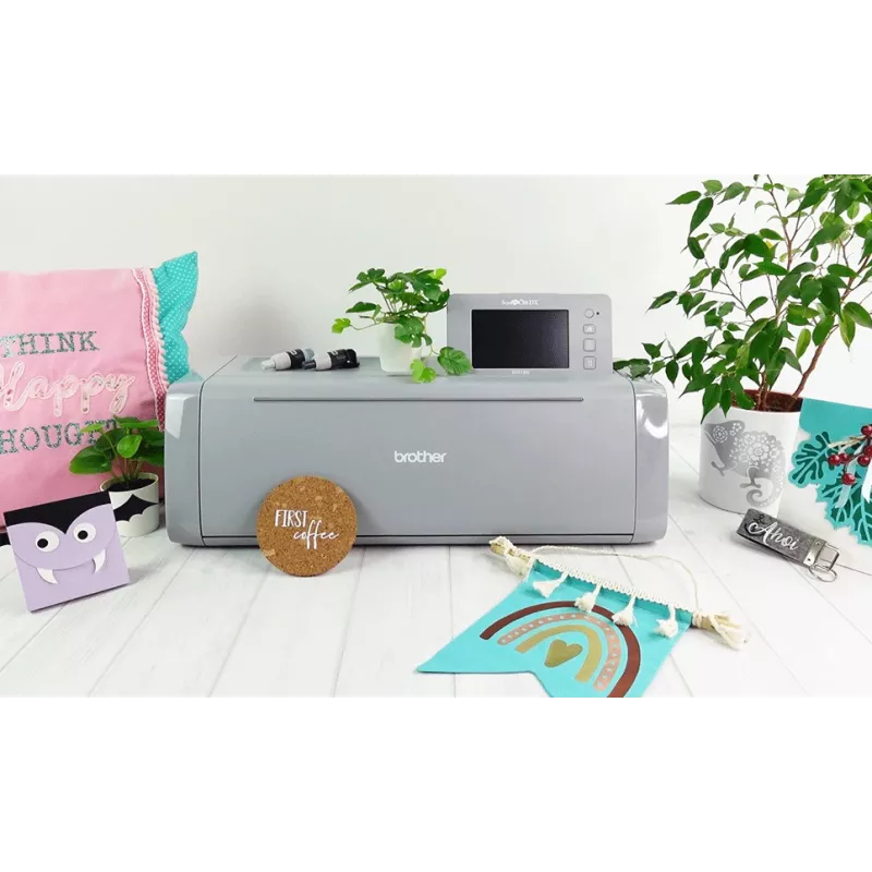 Brother ScanNCut DX1350 elektronický rezací stroj šírka rezu 29,7 cm LCD displej
