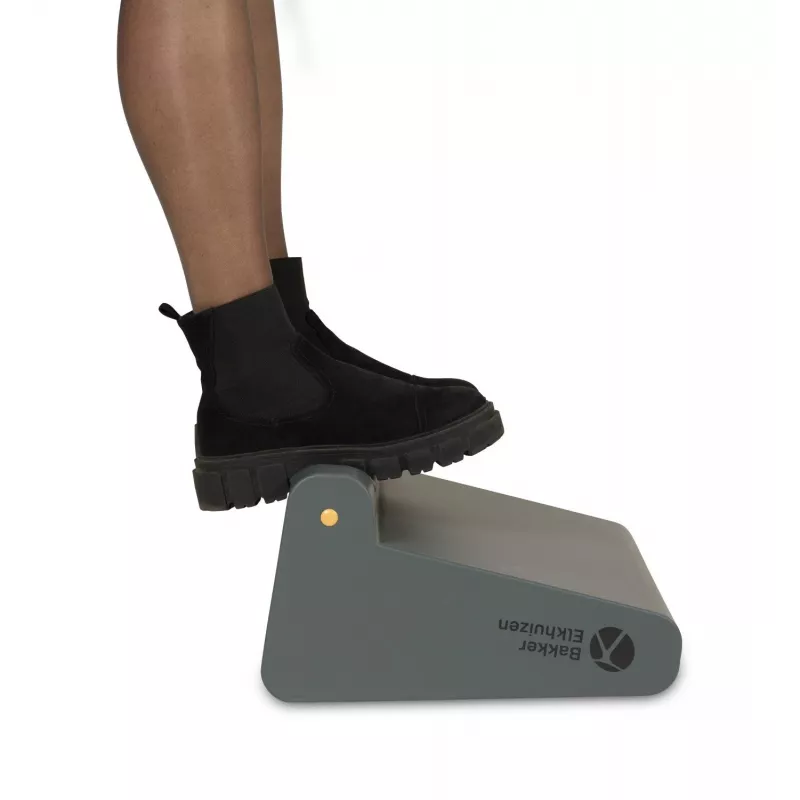 Podnožka BakkerElkhuizen No.3 sivá pena HDPE guma 150 kg