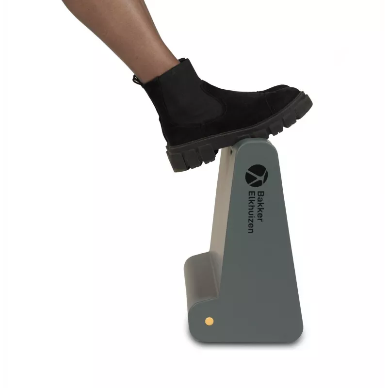 Podnožka BakkerElkhuizen No.3 sivá pena HDPE guma 150 kg