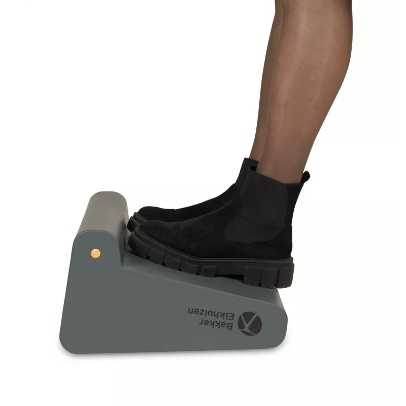 Podnožka BakkerElkhuizen No.3 sivá pena HDPE guma 150 kg