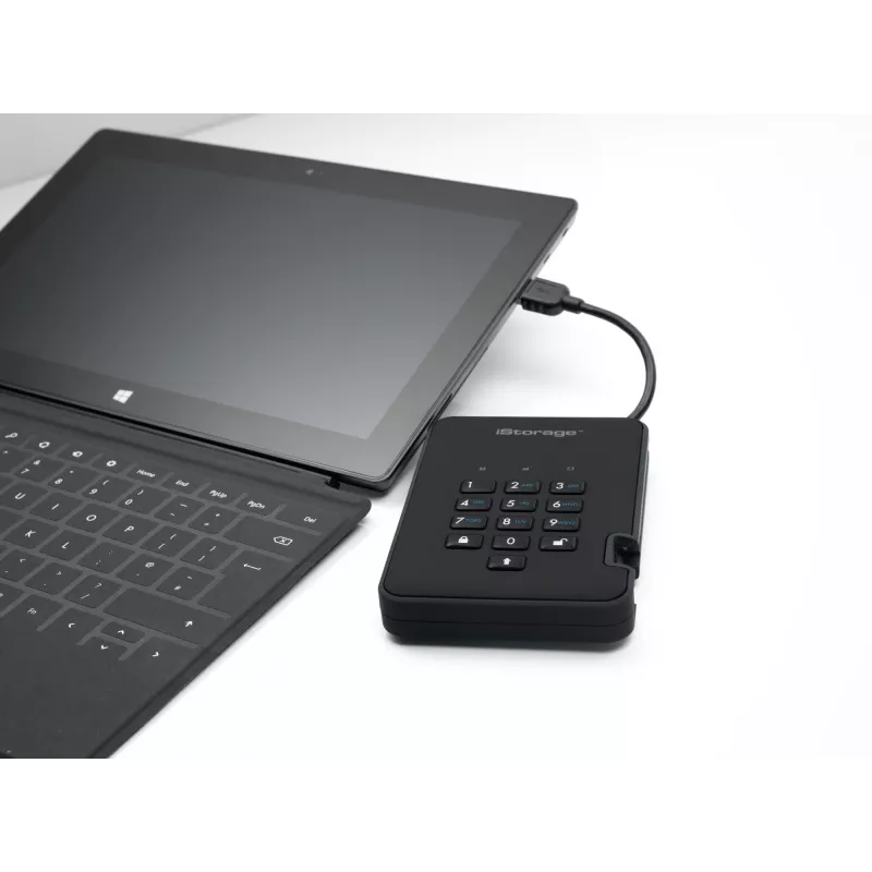 iStorage diskAshur2 256-bit 1 TB USB 3.2 bezpečne šifrovaný SSD disk – čierny IS-DA2-256-SSD-1TB-B