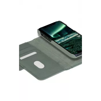 Peňaženkové puzdro dbramante1928 New York pre iPhone 13 Pro, zelená, 3 priehradky na karty, vhodné pre 6,1 palca (15,5 cm)