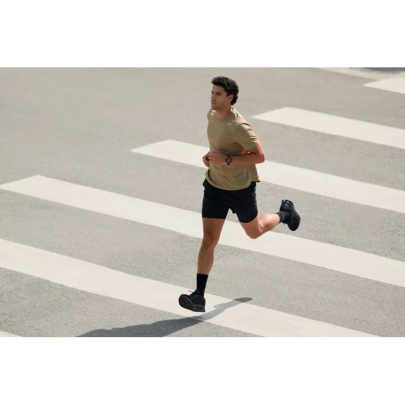Smartwatch Amazfit Active Max okrúhle AMOLED 1,5 inch 480×480 dotykový displej 64 MB RAM 4 GB 658 mAh čierny
