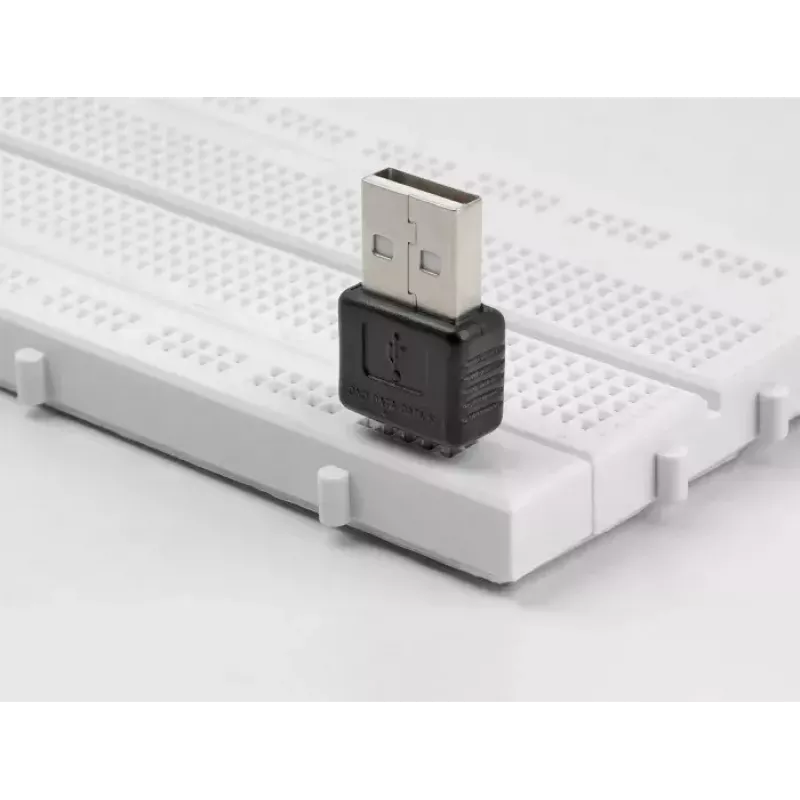 DeLOCK adaptér USB 2.0 Type-A samec 4-pinový čierny strieborný 5V