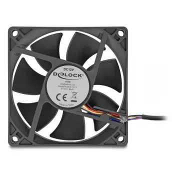 Ventilátor do počítačovej skrine DELOCK 67296 — 80 mm, guľôčkové ložisko, 0,97 m³/h, čierny