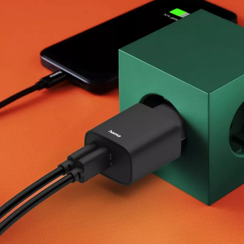 Hama 00201960 mobilná nabíjačka headset, powerbank, smartphone, tablet čierna AC rýchle nabíjanie interiér