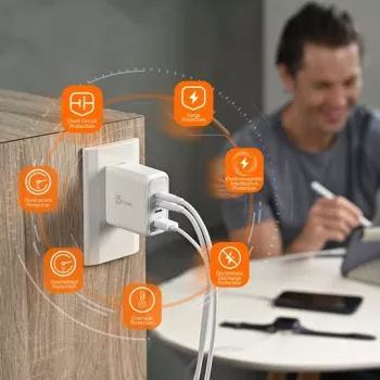 j5 create 70W GaN USB-C 4-portová nabíjačka — interiérová, napájaná zo siete, univerzálne kompatibilná, biela