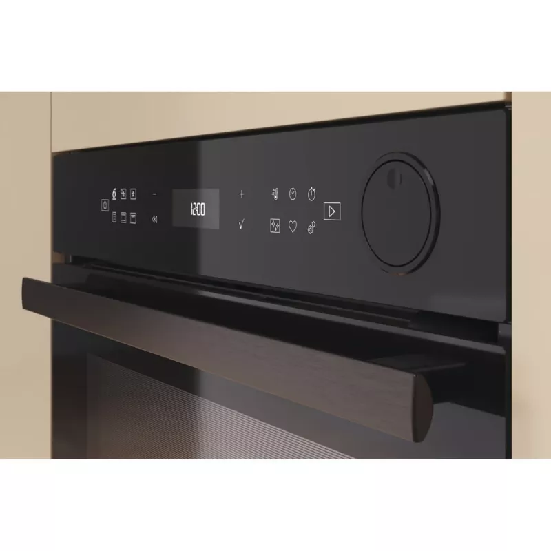 Whirlpool AKZ9S 8270 FB 73 L čierna
