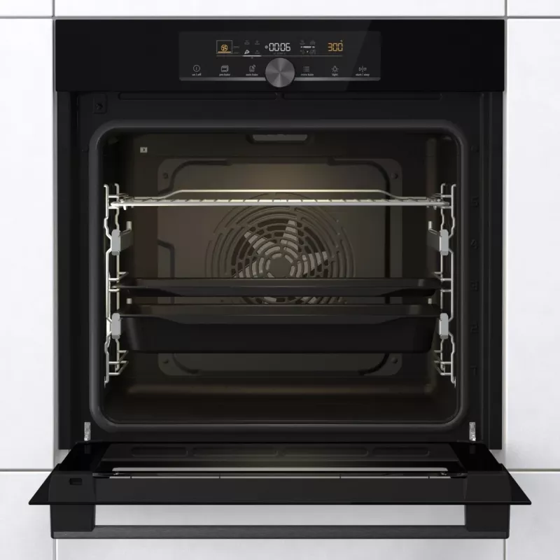 Gorenje BOS6747A01BG 77 L čierna