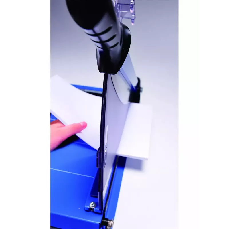Rezačka papiera Olympia G 3640