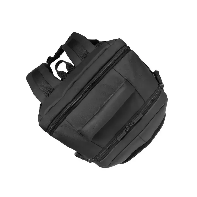 Voľnočasový batoh Rivacase Tegel 8465 čierny polyester EKOLOGICKÝ