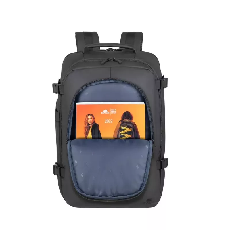 Voľnočasový batoh Rivacase Tegel 8465 čierny polyester EKOLOGICKÝ