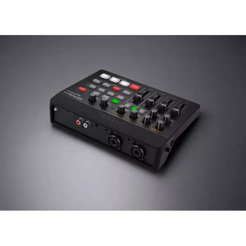 Audio rozhranie Roland AeroCaster čierna 24 bit 48 kHz Phantom Power 48 V