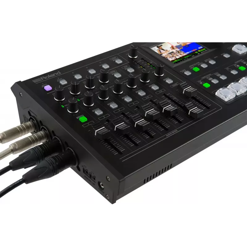 Video mixér Roland VR-4HD