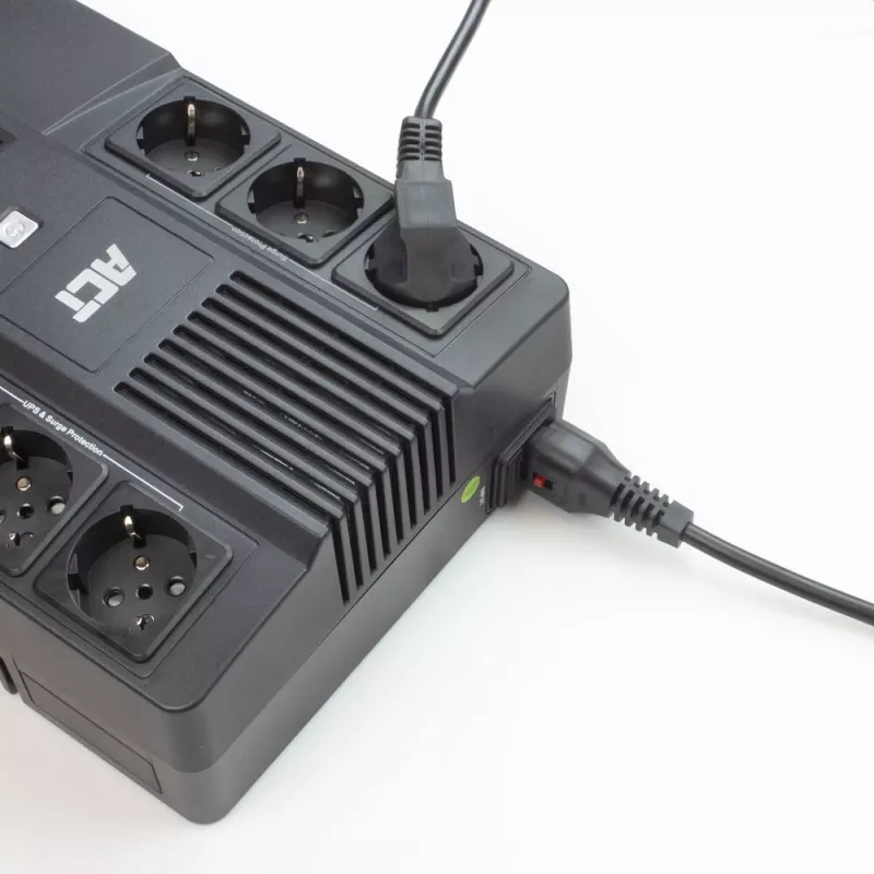 ACT napájací kábel CEE 7/7 konektor samec (zahnutý) - C13 IEC Lock čierny 2 m, EL182S, balenie 5 ks