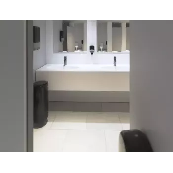 Dávkovač papierových utierok Tork 553008 čierny