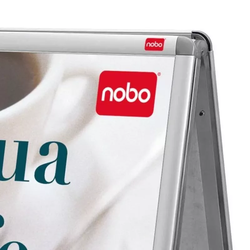 Nobo Essence A2 A-Frame stojan na chodník, strieborný, hliník, 485 mm, 850 mm