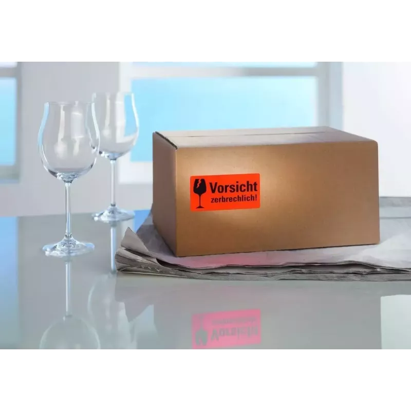 Samolepiace etikety Avery 7211 zaoblený obdĺžnik červená