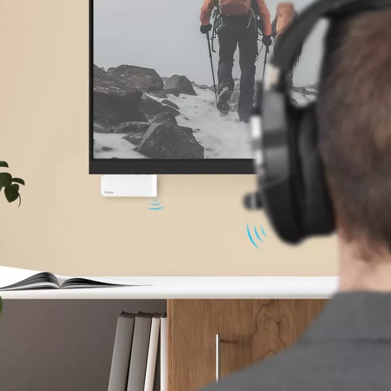 Hama 00014171 Bluetooth audio vysielač pre lietadlá a univerzálne použitie, 10 h, AUX, biely