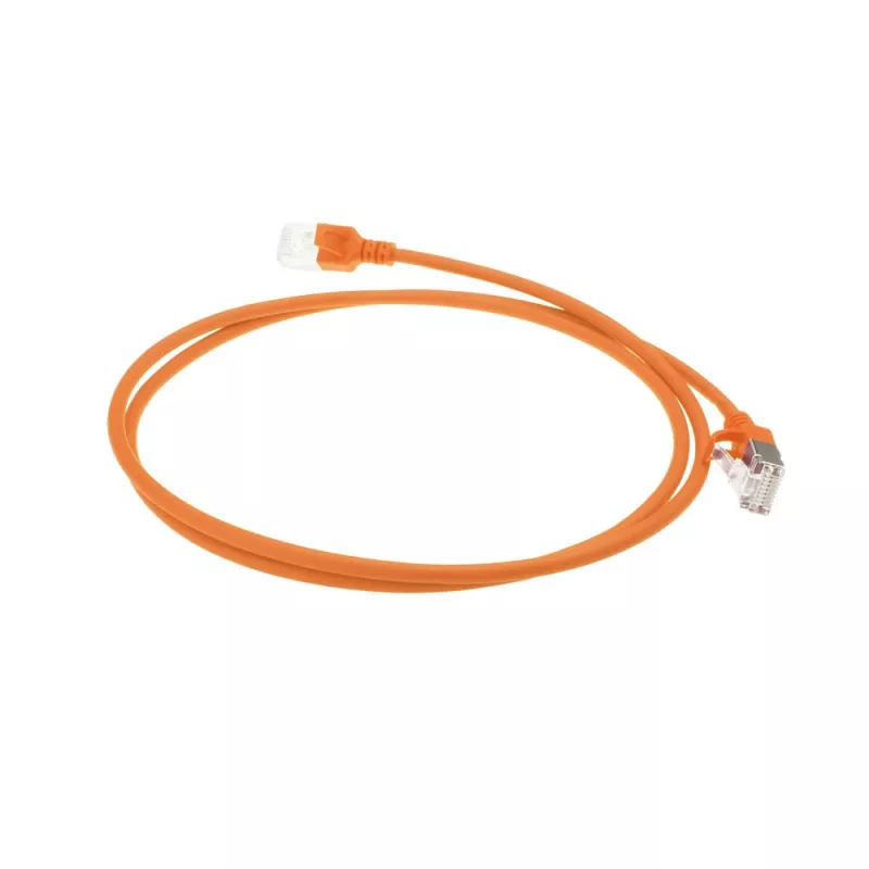 ACT oranžový 1,5 m LSZH U/FTP CAT6A Slimline patch kábel pre dátové centrum s RJ45 konektormi, so zaistenou západkou