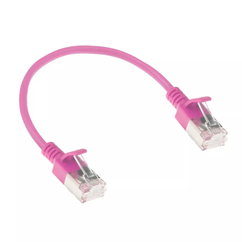 ACT ružový 0,5 m LSZH U/FTP CAT6A Data Center Slimline patch kábel snagless s RJ45 konektormi