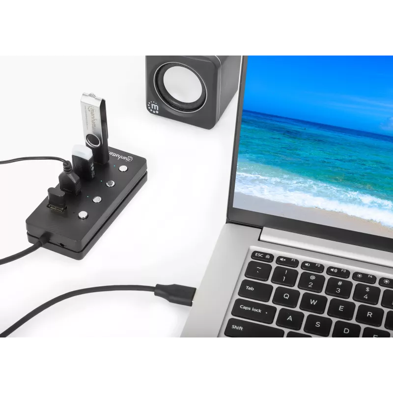 Manhattan USB-C dock/hub, porty (x4) s vypínačom pre každý port: USB-A (x4), 5 Gbps (USB 3.2 Gen1 známy aj ako USB 3.0), univerzálny pre všetky zariadenia, bus alebo AC napájanie (voliteľný konektor, nie je súčasťou balenia), kábel 1,5 m, SuperSpeed USB, čierna, záruka tri roky