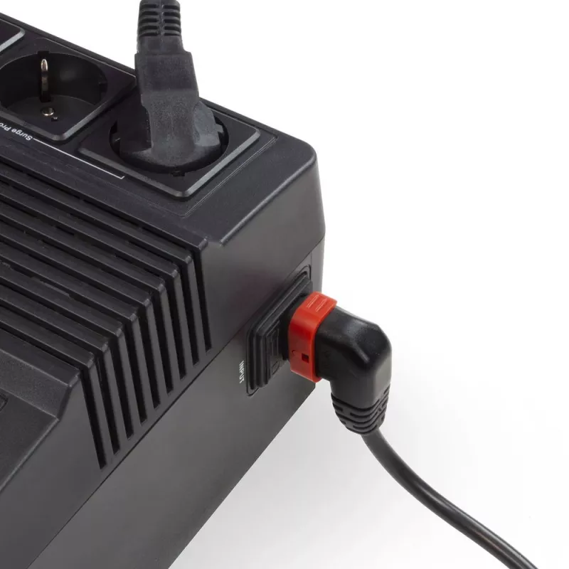 ACT napájací kábel C14 – C13 IEC Lock (zahnutý) čierny 2 m, PC2045