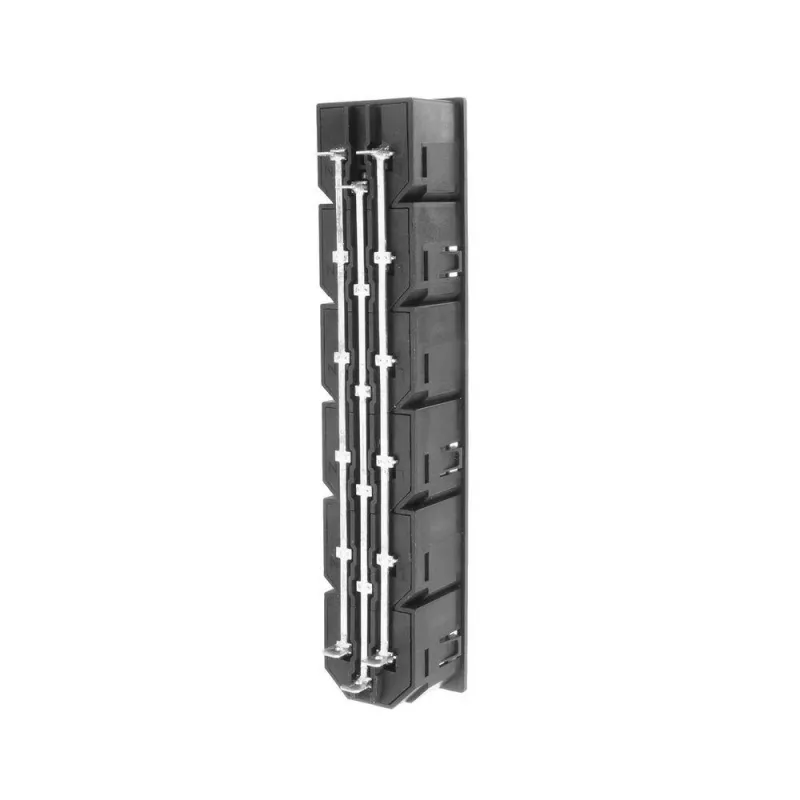 ACT C13 IEC Lock Net Entree (6x výstup) – čierny, PA135015BK6