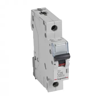 Legrand TX3 miniatúrny istič typ C 1