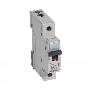 Legrand TX3 istič typ C 1