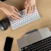 R-Go Tools ergonomická klávesnica R-Go Compact Break, kompaktná klávesnica so softvérom na prestávky, QWERTY (UK), Bluetooth, biela