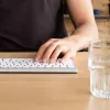 R-Go Tools ergonomická klávesnica R-Go Compact Break, kompaktná klávesnica so softvérom na prestávky, QWERTY (UK), Bluetooth, biela