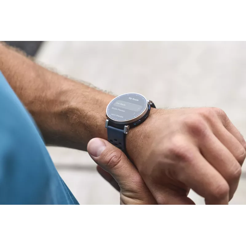Smartwatch Amazfit W2558GL2N — 1,32 palca (3,35 cm) AMOLED 466×466 px, GPS, 365 mAh, silikónový remienok (modrá)