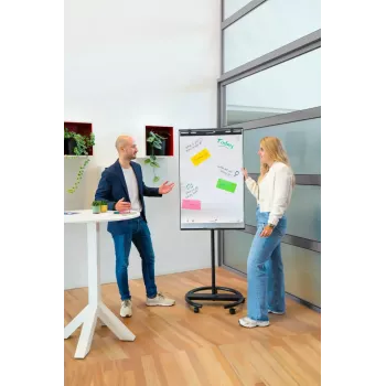 Mobilný flipchart s okrúhlou základňou Legamaster SKETCH EASY – oceľ, 5 koliesok, 720×600 mm